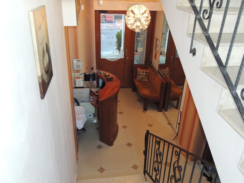 Guest House Solo Σούμεν Εξωτερικό φωτογραφία
